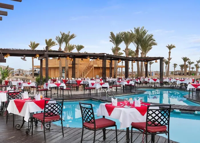Üdülőközpont Pickalbatros Sands 5*