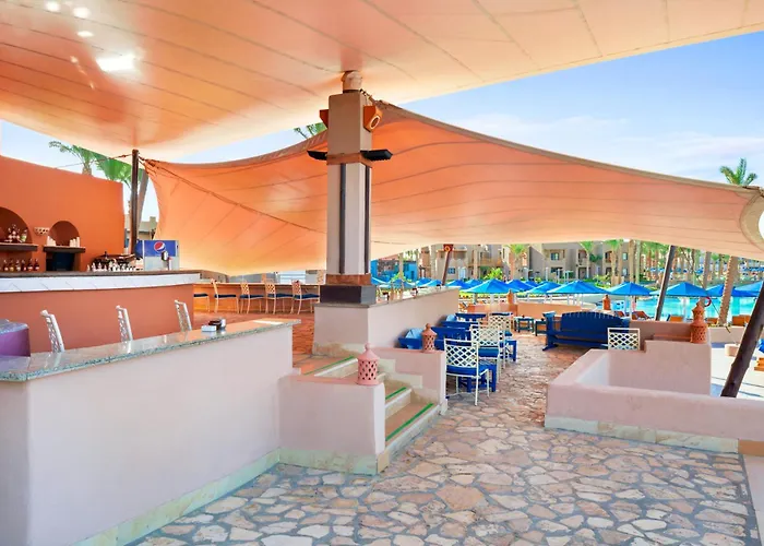 Üdülőközpont Pickalbatros Sands 5*
