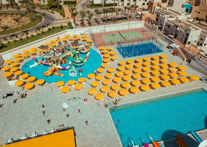 Üdülőközpont Pickalbatros Sands 5*